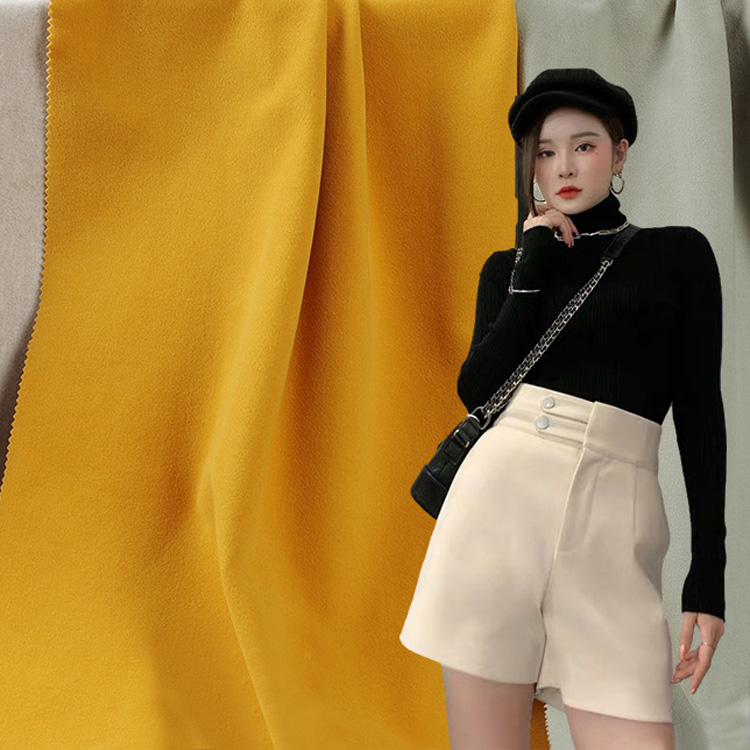 Perché il tessuto per camicie Il tessuto di lana di peso medio è la scelta intelligente per capi di abbigliamento di qualità?